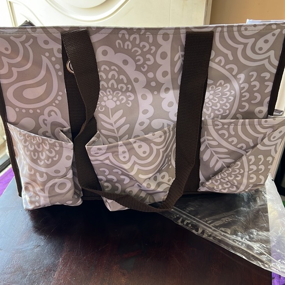 Thirty One “OnThe Go” Bag Medium NWT - Picture 8 of 10